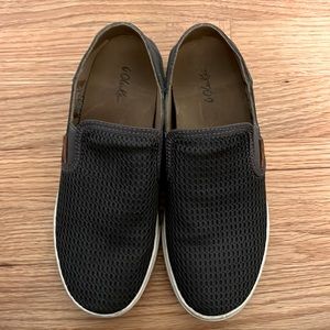 Women’s Slip-On Sneakers